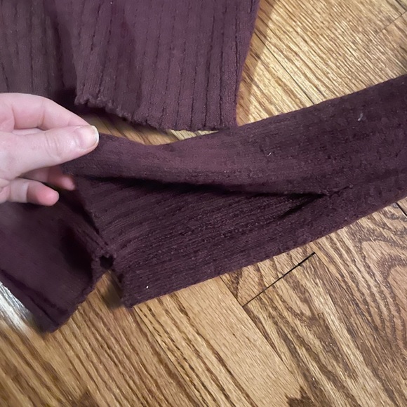 Zara Cropped Sweater - Picture 8 of 8